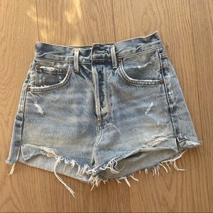 AGOLDE DISTRESSED JEAN SHORTS